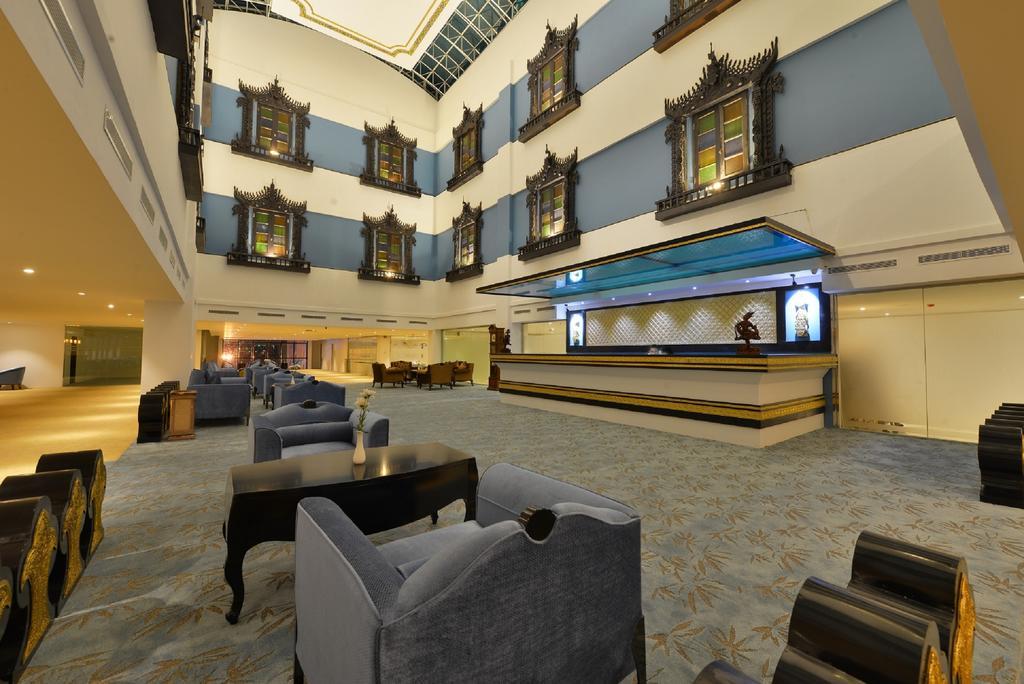 Hotel Marvel Мандалай Екстер'єр фото