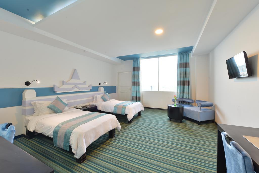Hotel Marvel Мандалай Екстер'єр фото