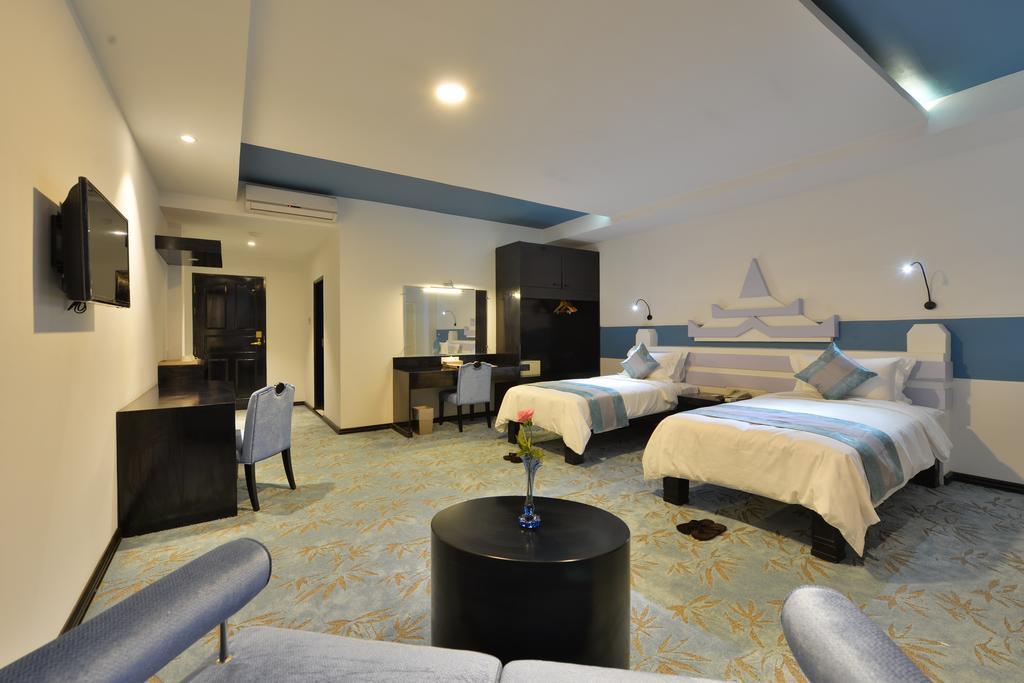 Hotel Marvel Мандалай Екстер'єр фото